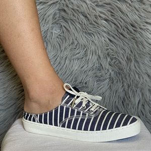 Cole Han - Slip on Sneakers